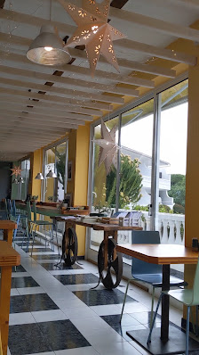 Earth Shop & Café in Carvoeiro, Algarve — photo 4 of 12