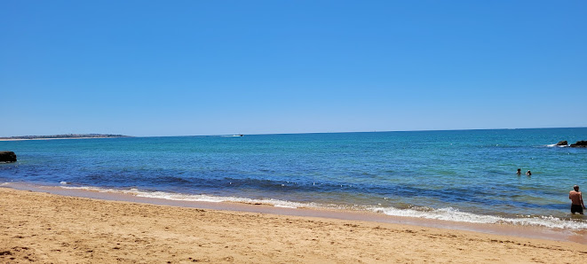 Praia dos Beijinhos in Porches, Algarve — photo 3 of 5