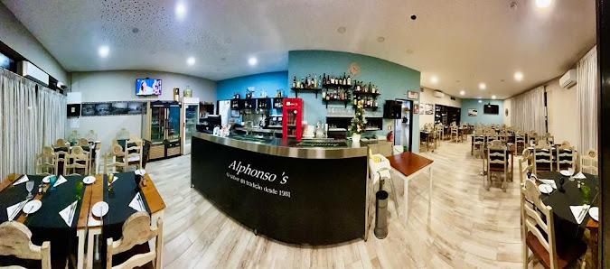 Alphonso's in Quarteira, Algarve — photo 2 of 12