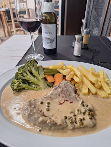 Alphonso's in Quarteira, Algarve — photo 11 of 12