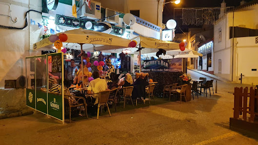 Sherry's Irish Bar in Albufeira, Algarve — photo 6 of 10