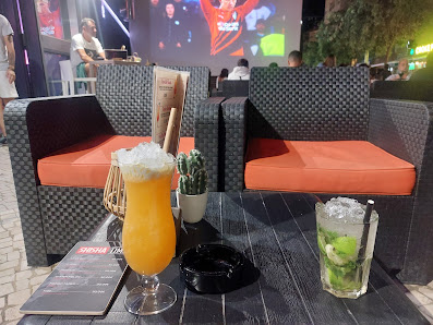 MIXX BAR in Portimão, Algarve — photo 5 of 8