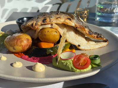 Luca’s Rooftop Restaurant in Dona Ana, Algarve — photo 11 of 12