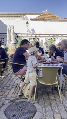 Old Tavern in Faro, Algarve — photo 4 of 12