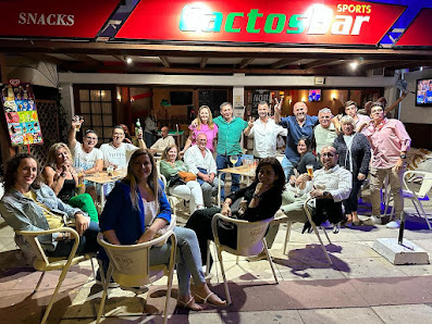 Cactos Bar in Portimão, Algarve — photo 2 of 9