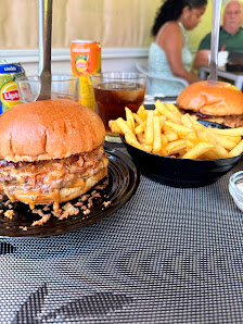 Kaya Burger in Monte Gordo, Algarve — photo 3 of 11