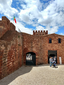 Silves Castle in Silves, Algarve — photo 5 of 6