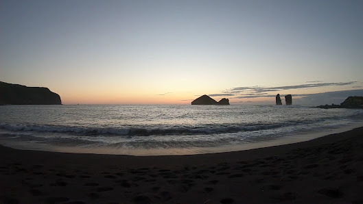 Praia dos Mosteiros in Algarve, Centro — photo 4 of 7