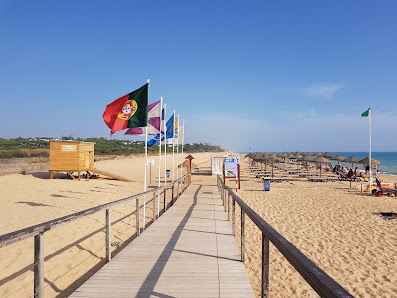Praia de Loulé Velho in Quarteira, Algarve — photo 2 of 8