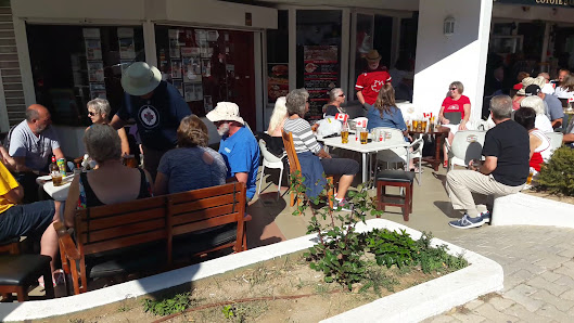 coyote bar in Albufeira, Algarve — photo 4 of 9